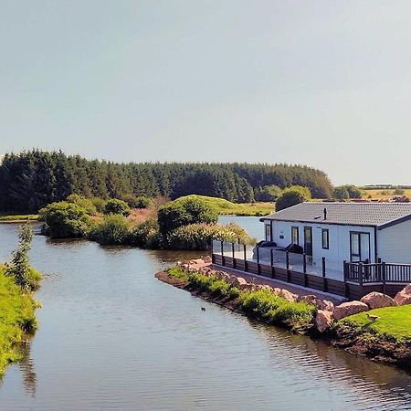 Luxury Lakeside Lodge With Htub Beautiful Views Annan Exteriér fotografie