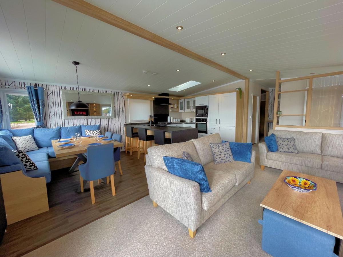 Luxury Lakeside Lodge With Htub Beautiful Views Annan Exteriér fotografie